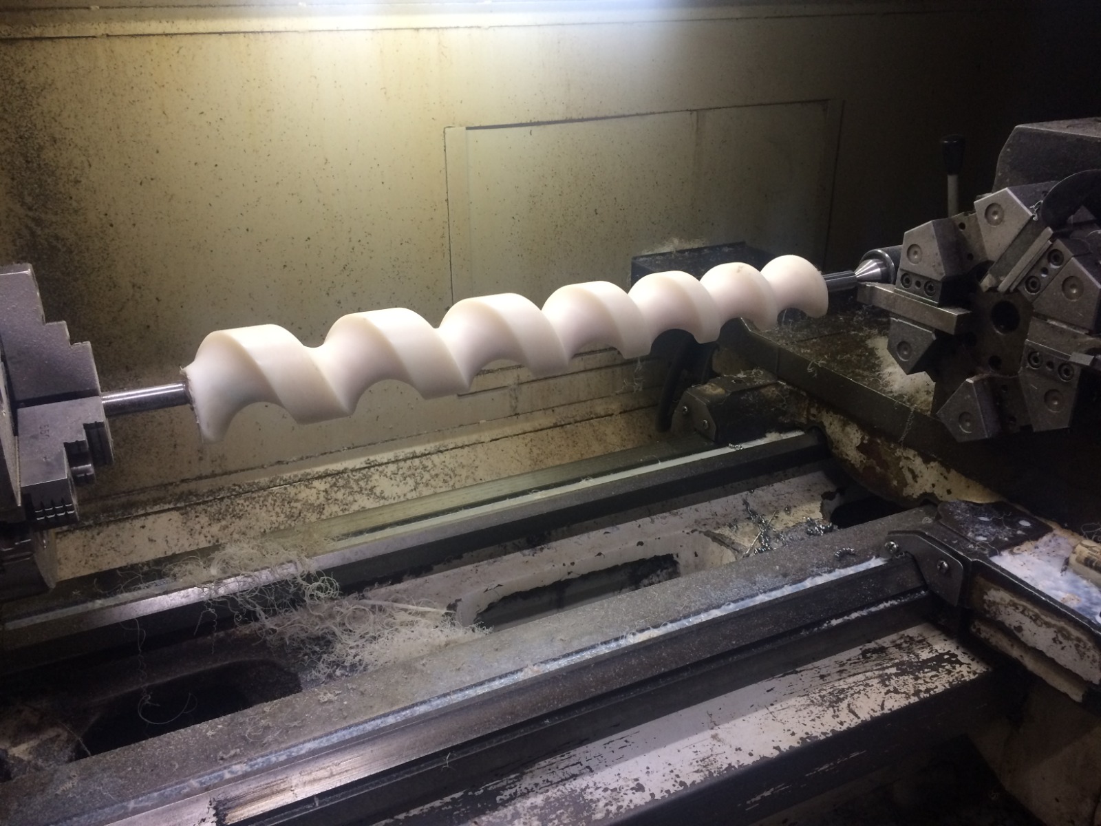 CONVEYOR PLASTIC MACHINING